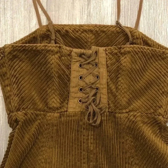 URBAN OUTFITTERS KENSIE CORDUROY LACED BACK MINI DRESS SZ XS - Picture 4 of 9